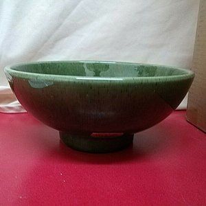 Haeger 101-Footed Pottery Console Bowl-Matte Speckle Green-Mid Century USA